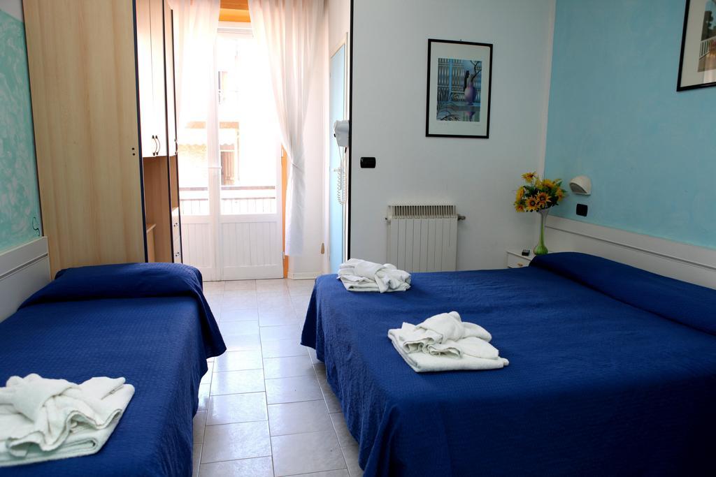 Hotel Saxon Rimini Bilik gambar