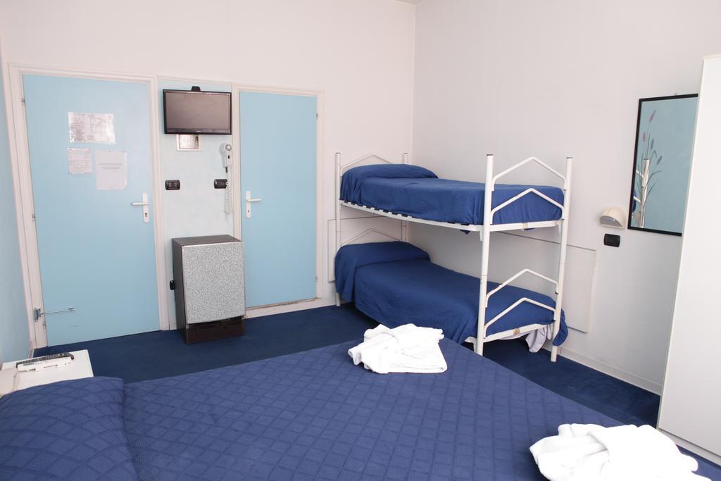 Hotel Saxon Rimini Bilik gambar