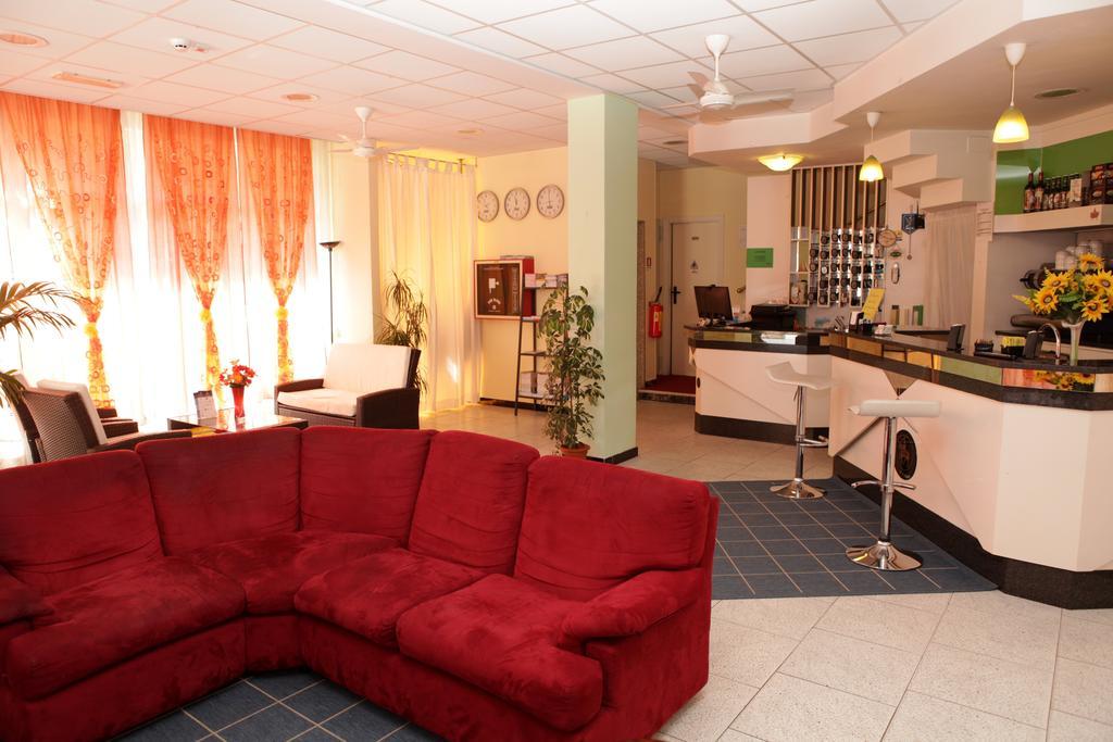 Hotel Saxon Rimini Luaran gambar